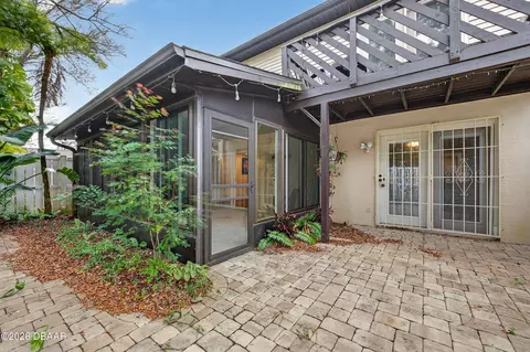 Exterior - 12 Big Buck Trl, Ormond Beach, FL 32174 photo 3 of 5