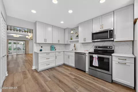 Kitchen - 12 Big Buck Trl, Ormond Beach, FL 32174 photo 2 of 3