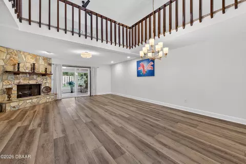 Living - 12 Big Buck Trl, Ormond Beach, FL 32174 photo 1 of 2