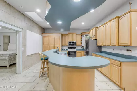 Kitchen - 12 Pearl Dr, Ormond Beach, FL 32174 photo 3 of 10