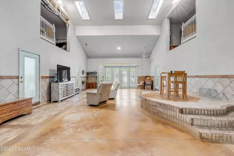 Living - 12 Pearl Dr, Ormond Beach, FL 32174 photo 2 of 4