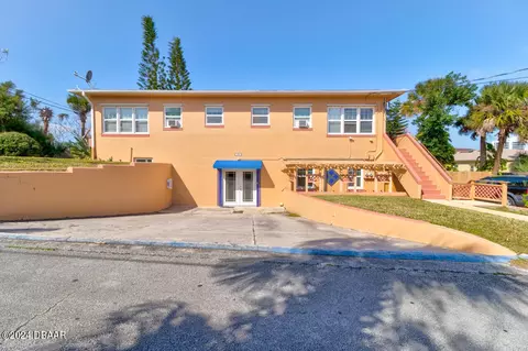 109 Blais Trl, Daytona Beach, FL 32118