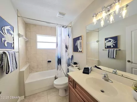 Bath - 11 Spanish Waters Dr, Ormond Beach, FL 32176 photo 5 of 5