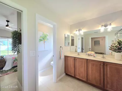 Bath - 11 Spanish Waters Dr, Ormond Beach, FL 32176 photo 2 of 5