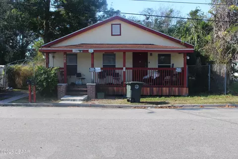 408 Henry Butts Dr, Daytona Beach, FL 32114