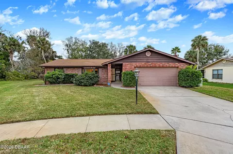 109 Nathan Hale Ct, Daytona Beach, FL 32119
