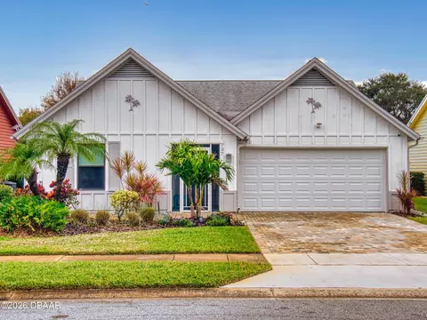 737 Pine Shores Cir, New Smyrna Beach, FL 32168