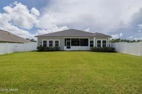 Exterior - 32 Ashford Lakes Dr, Ormond Beach, FL 32174 photo 4 of 7