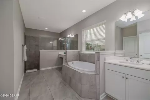Bath - 32 Ashford Lakes Dr, Ormond Beach, FL 32174 photo 1 of 6