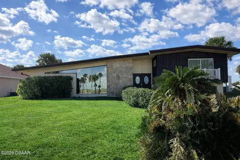 1153 Bel Aire Dr, Daytona Beach, FL 32118