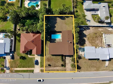 1153 Bel Aire Dr, Daytona Beach, FL 32118