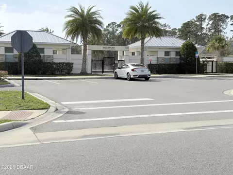 Exterior - 5644 Estero Loop, Port Orange, FL 32128 photo 10 of 15