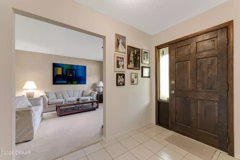 Entry Way - 40 Whippoorwill Ln, Ormond Beach, FL 32174 photo 1 of 2