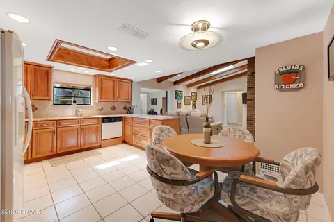 Kitchen - 40 Whippoorwill Ln, Ormond Beach, FL 32174 photo 1 of 3