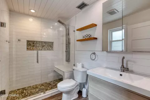 Bath - 21 Brookside Cir, Ormond Beach, FL 32174 photo 1 of 2