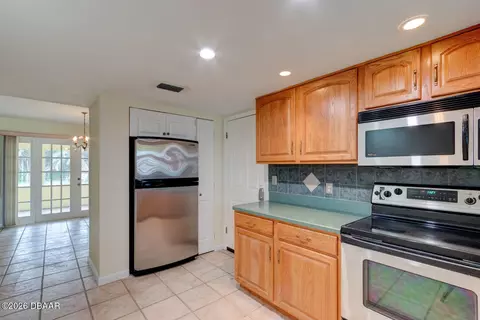 20 Concord Dr, Ormond Beach, FL 32176