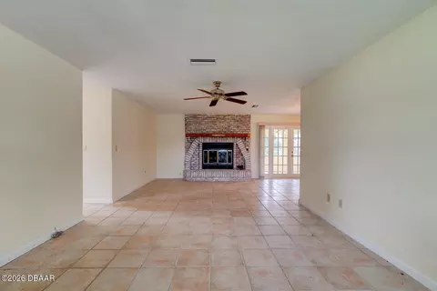 Living - 20 Concord Dr, Ormond Beach, FL 32176 photo 4 of 4
