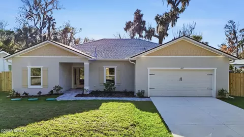 402 Oliver Dr, New Smyrna Beach, FL 32168