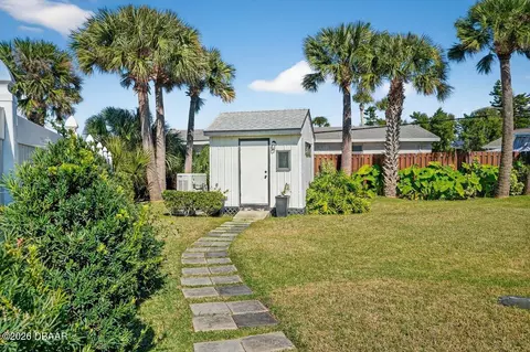 Exterior - 213 Standish Dr, Ormond Beach, FL 32176 photo 8 of 8