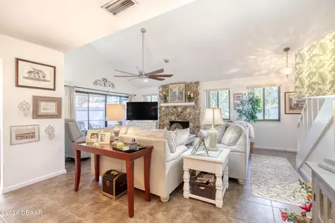 Living - 215 Pine Cone Trl, Ormond Beach, FL 32174 photo 7 of 8