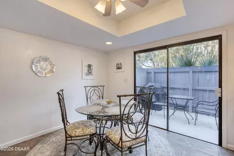 Dining - 215 Pine Cone Trl, Ormond Beach, FL 32174 photo 5 of 6