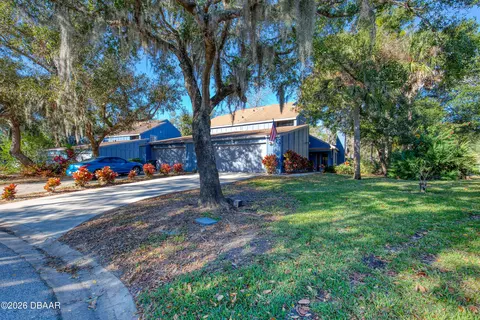 Exterior - 215 Pine Cone Trl, Ormond Beach, FL 32174 photo 3 of 10