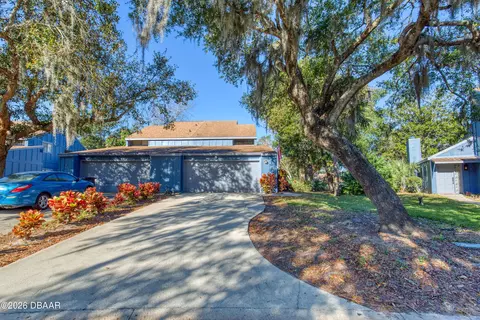215 Pine Cone Trl, Ormond Beach, FL 32174