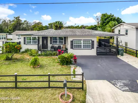 748 White St, Daytona Beach, FL 32114