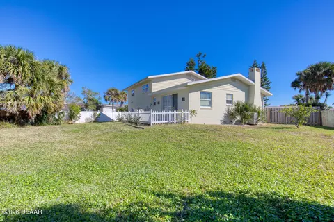 Exterior - 6 Eucalyptus Cir, Ormond Beach, FL 32176 photo 4 of 5