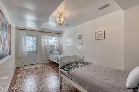 Bedroom - 6 Eucalyptus Cir, Ormond Beach, FL 32176 photo 8 of 9