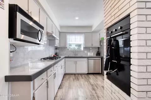 Kitchen - 6 Eucalyptus Cir, Ormond Beach, FL 32176 photo 1 of 4