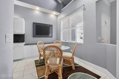 Dining - 1111 Athlone Way, Ormond Beach, FL 32174 photo 3 of 5