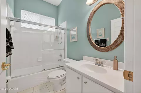 Bath - 1111 Athlone Way, Ormond Beach, FL 32174 photo 3 of 3