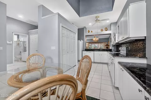 Kitchen - 1111 Athlone Way, Ormond Beach, FL 32174 photo 2 of 4
