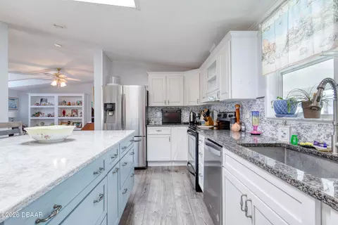 632 Portside Ln, Edgewater, FL 32141 photo 15
