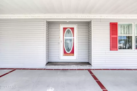 632 Portside Ln, Edgewater, FL 32141 photo 5