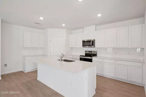 2500 Dorset Ct, Ormond Beach, FL 32174 photo 4