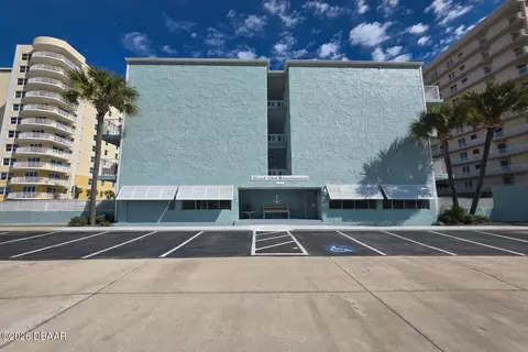 3727 S Atlantic Ave, Daytona Beach, FL 32118