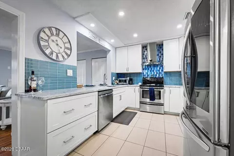 Kitchen - 117 Standish Dr, Ormond Beach, FL 32176 photo 2 of 4