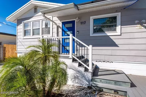 Exterior - 117 Standish Dr, Ormond Beach, FL 32176 photo 2 of 7