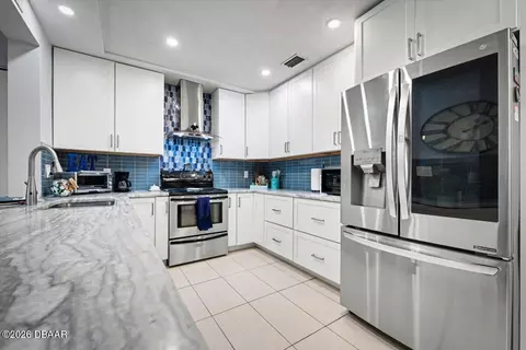 Kitchen - 117 Standish Dr, Ormond Beach, FL 32176 photo 1 of 4