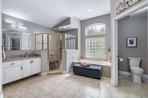 Bath - 1234 Hampstead Ln, Ormond Beach, FL 32174 photo 2 of 3