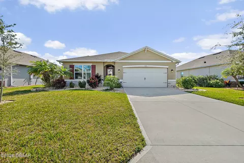 1332 Middle Lake Dr, Ormond Beach, FL 32174