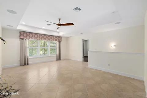 Living - 829 Pinewood Dr, Ormond Beach, FL 32174 photo 10 of 13