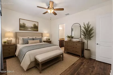 Bedroom - 829 Pinewood Dr, Ormond Beach, FL 32174 photo 7 of 10