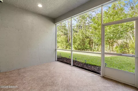 Exterior - 829 Pinewood Dr, Ormond Beach, FL 32174 photo 3 of 9