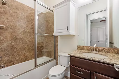 Bath - 829 Pinewood Dr, Ormond Beach, FL 32174 photo 4 of 5