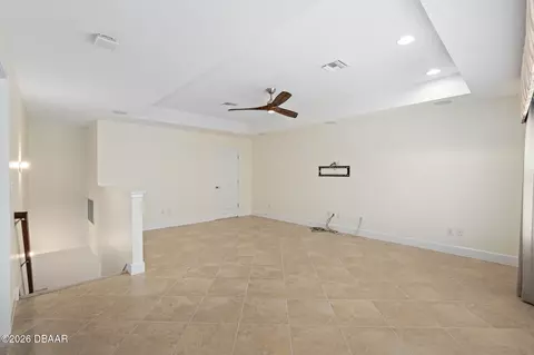 Living - 829 Pinewood Dr, Ormond Beach, FL 32174 photo 9 of 13