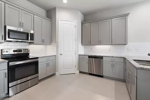 Kitchen - 89 Longridge Ln, Ormond Beach, FL 32174 photo 1 of 3