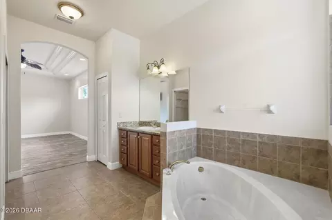 Bath - 14 Easterly Pl, Palm Coast, FL 32164 photo 4 of 7